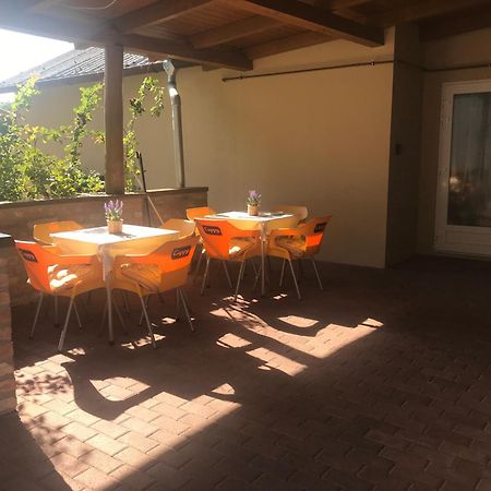 Borbely Apartman Nagykanizsa Exterior foto