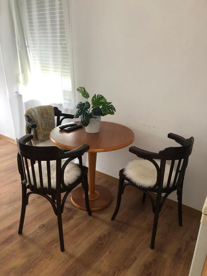 Borbely Apartman Nagykanizsa Exterior foto